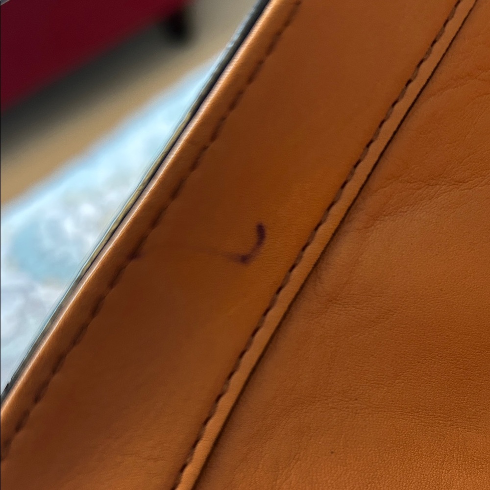 Diane Von Furstenberg Red and White Leather Tote with Pouch - Picture 8 of 14